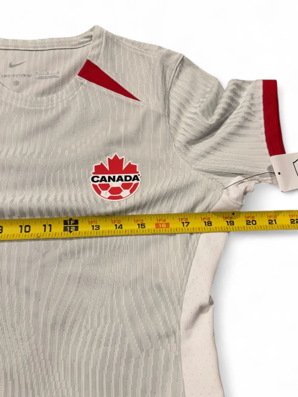 Nike Authentic Dri-Fit ADV Canada Soccer Sample Jersey Size Women’s Medium (NWT)